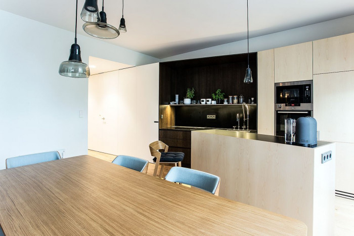 skutek architecture, Rekonstrukce bytu v centru Varšavy / Wilcza – foto