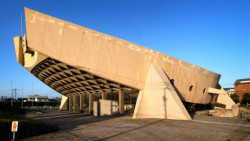 Sportovní hala v Japonsku, Kenzo Tange