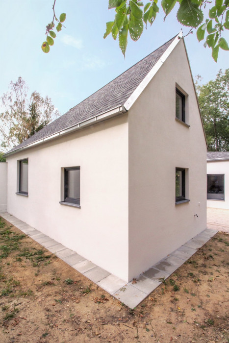 Dům za humny, DDAANN