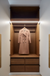 Rekonstrukce bytu na Starém Městě pražském od ateliéru Lenka Míková architekti