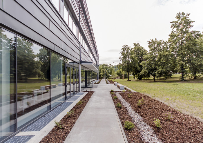 Pavilon IMPAKT MFF UK, majo architekti / Jan Jaroš, Štěpán Jablonský