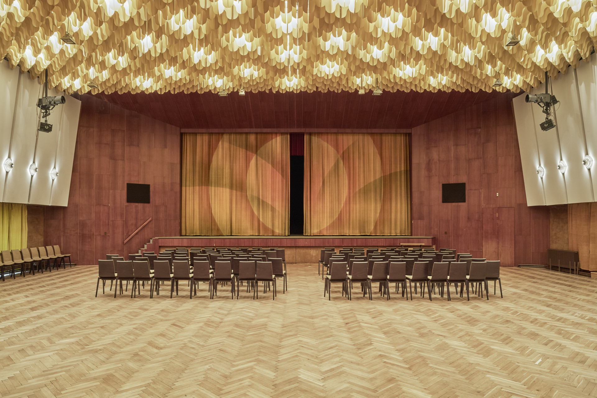 Kulturní centrum Golf v Semilech