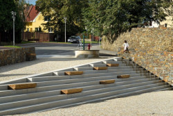 Náves ve Velké Polomi, Ateliér 38,