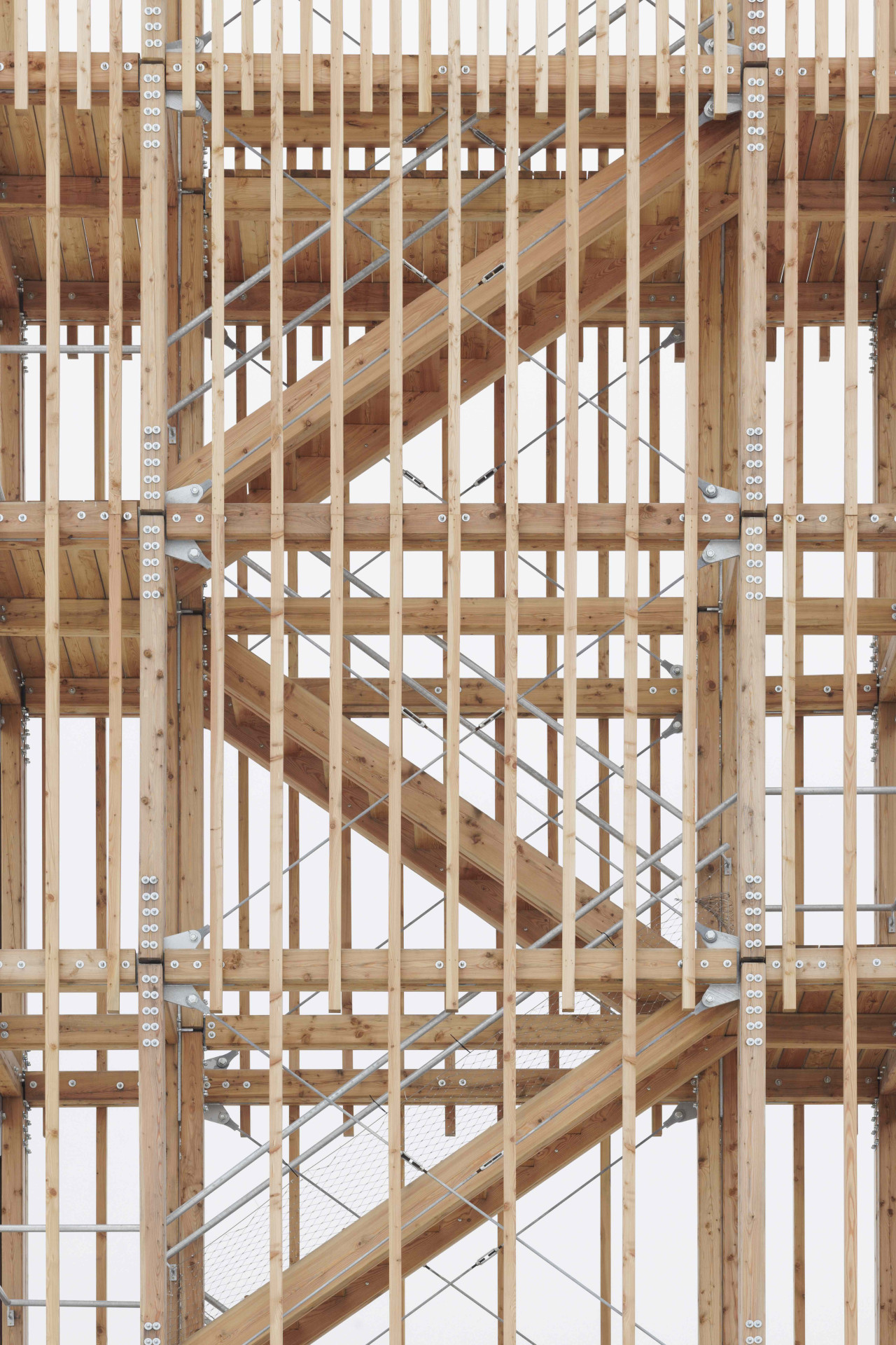 Studio m.aus architects realizovalo rozhlednu v obci Vysoké Pole