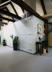 Olga Pokorná, podkrovní byt v Konviktské ulici v Praze - foto