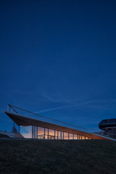 Zázemí rekreačního areálu Bachledka, Compass architekti/ Juraj Benetin, Matej Grébert, Roman Janata