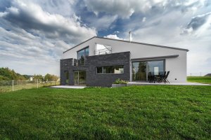 ROSA – ARCHITEKT / Ing. arch. Michal Rosa, Ing. arch. Martina Rosová, Dům na Červeném Kopci - foto