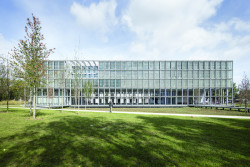 ENSAE PARISTECH - Campus Paris-Saclay, CAB ARCHITECTES (CALORI AZIMI BOTINEAU)