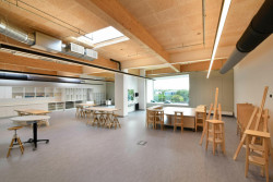 Základní školy EXUPERY s akustickými obklady Acutec