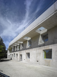 Administrativní budova ve Strančicích, Architektura s.r.o.