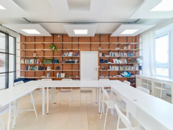 Gymnázium C. S. Lewisa, Kleinert Creative House