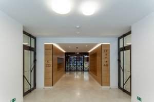 Bytový dům Sámova, Znamení čtyř - architekti