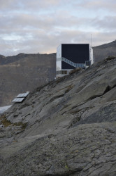 Horská chata Monte Rosa, Bearth & Deplazes Architekten
