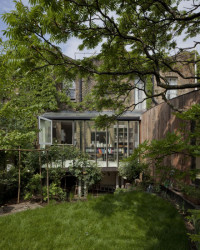 Tree House, 6a architects