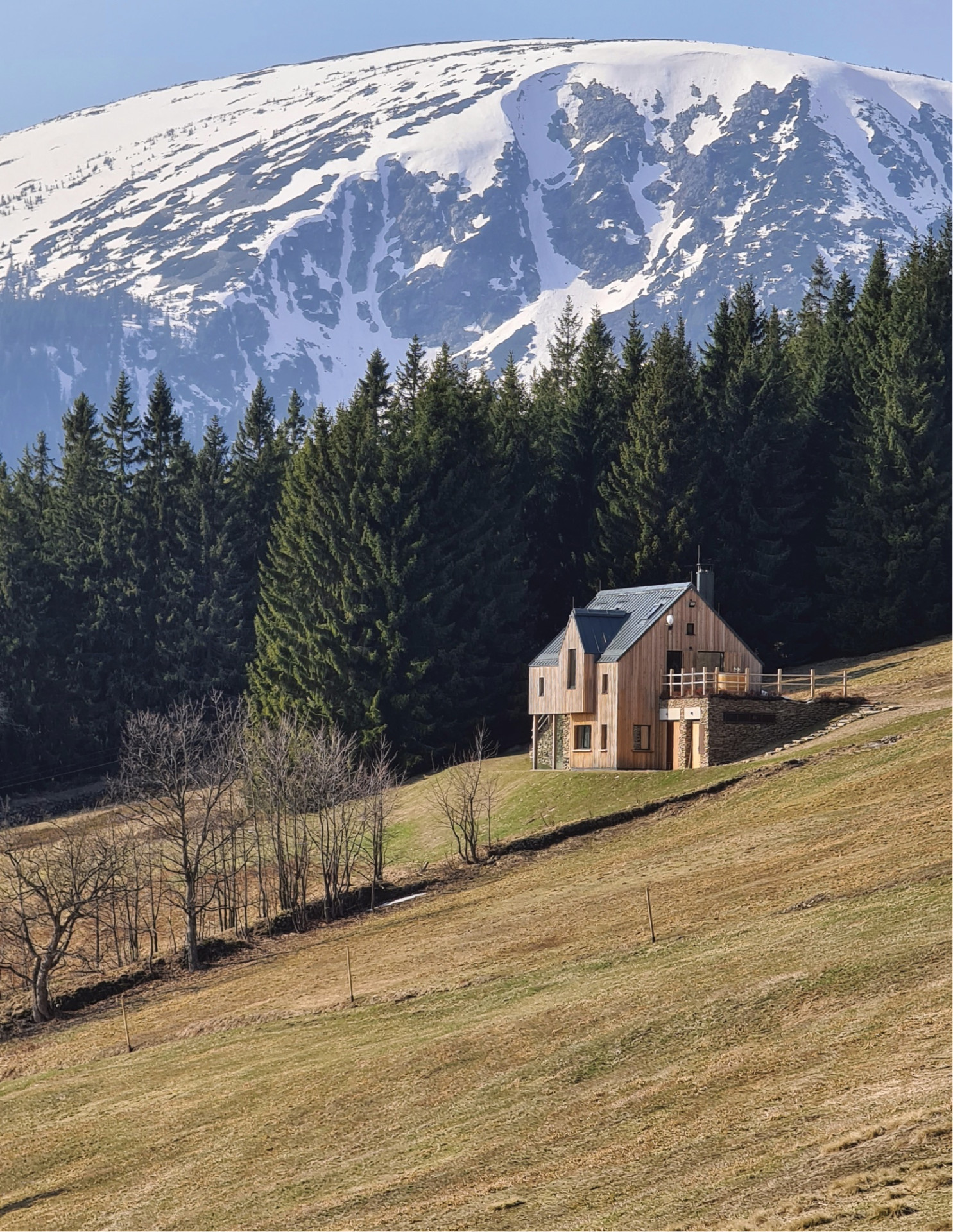 Boudička od A1 architects poblíž Pece pod Sněžkou