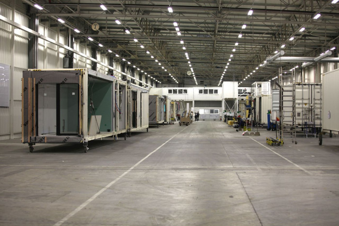 2A Design, Flying Box Villa, tovární prefabrikace kontejnerů – foto