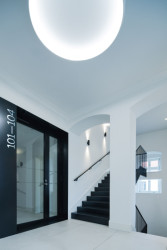 Schodiště (Villa Fitz v Rokycanech, Luni architekti)