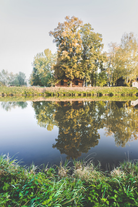 Rodinný dům na ostrově v Praze od edit! architects