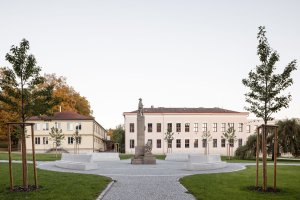2021 architekti navrhli hravé veřejné prostranství pro severočeské město Červený Kostelec