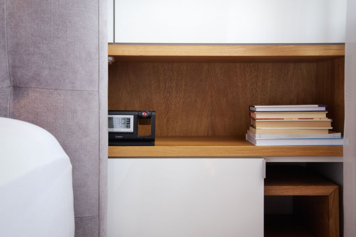 dotegg architekti s. r. o., Půdní byt v Holešovicích - foto