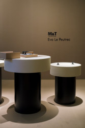 Stánek M&T s klikami Nomad na Designbloku 2023 v Uměleckoprůmyslovém muzeu