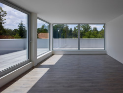 Bytový dům Klánovické Atrium, VYŠEHRAD atelier / Pavel Marek, Zdeněk Rychtařík, Martin Šafránek, Jiří Smolík, Vojtěch Lstibůrek