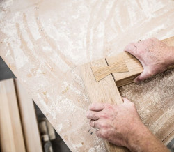 Zdeněk Fránek, OKNO S HMOŽDÍKEM, detail – foto