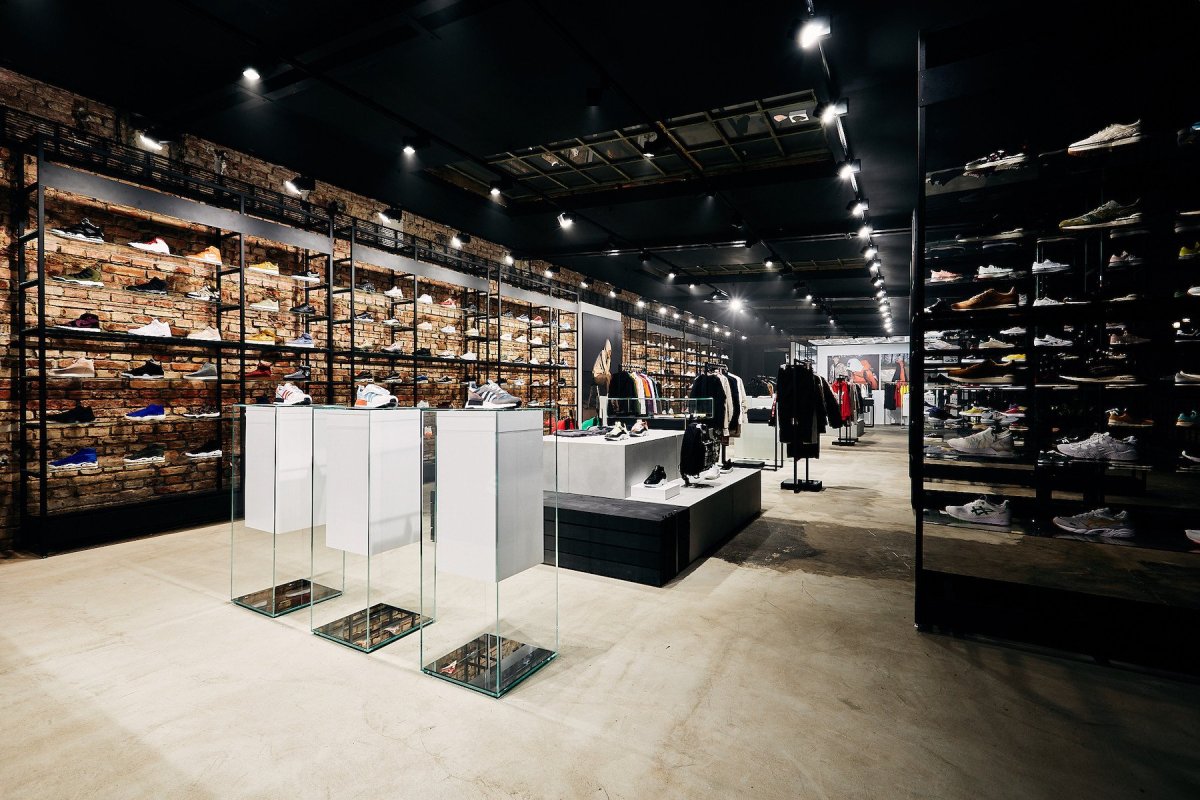 Redesign interiéru prodejny Footshop v pražském prostoru Vnitroblock, studio EYELEVEL.