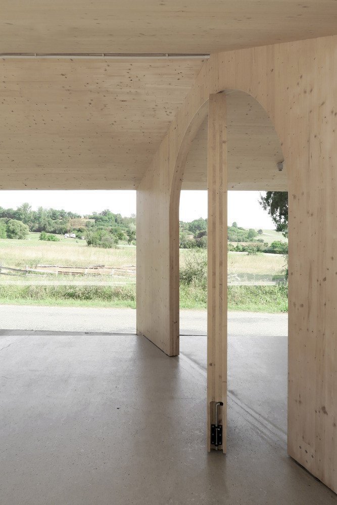 Přístavba školní jídelny v Montbrun-Bocage, Bast architects