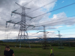 Z téhle krajiny byla energie "vytěžena a transportována pryč." (Josef Čančík; Wichterkreuz – návrat zmizelého)