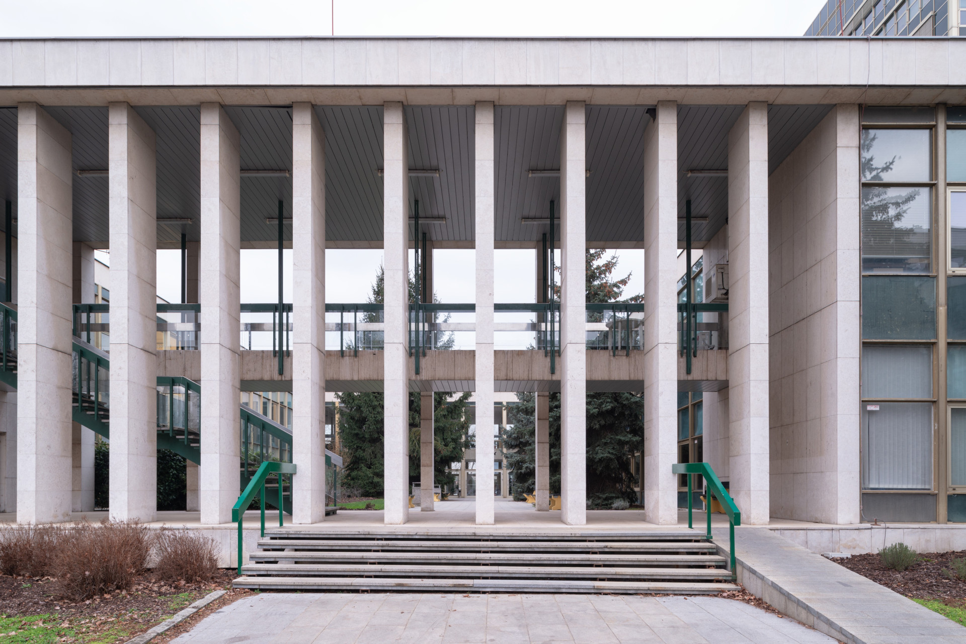 Den architektury připomíná také 100 let od narození Karla Pragera, jehož styl je spojován s mezinárodním proudem brutalismu