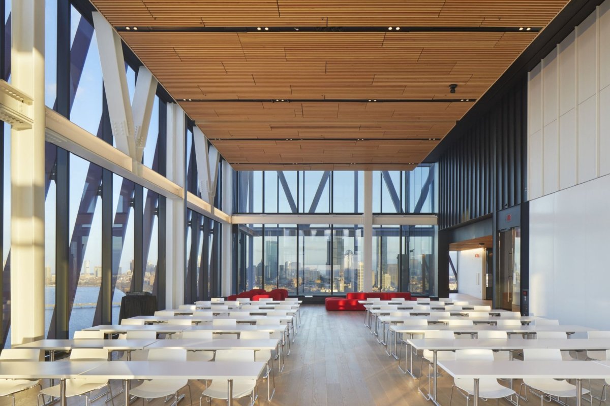 Přednáškový sál (Centrum výpočetní a datové vědy Bostonské univerzity, KPMB Architects)