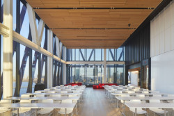 Přednáškový sál (Centrum výpočetní a datové vědy Bostonské univerzity, KPMB Architects)