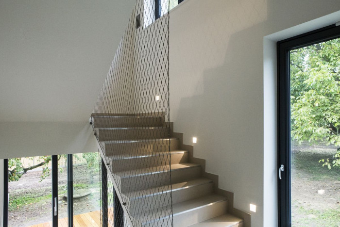 Edit!, 180° house – foto