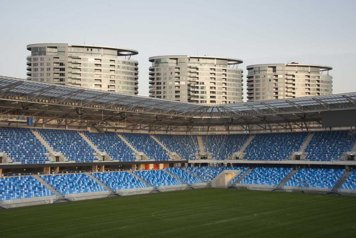 Národní fotbalový stadion v Bratislavě