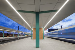 Nové zastřešení nástupišť na pardubické nádraží dodala společnost Egoe.