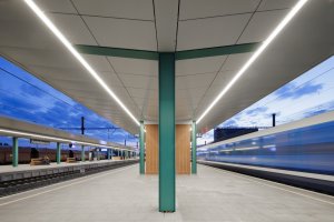 Nové zastřešení nástupišť na pardubické nádraží dodala společnost Egoe.