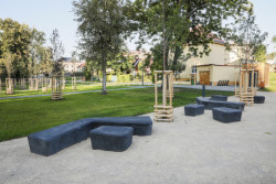 Husův park v Praze-Čakovicích, Land05. Foto: Filip Jandourek