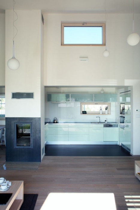 Vladimír Balda architekt, Přízemní dům se slunolamem – foto