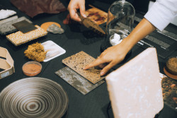 Součástí výstavy jsou výstavy inovativních materiálů.