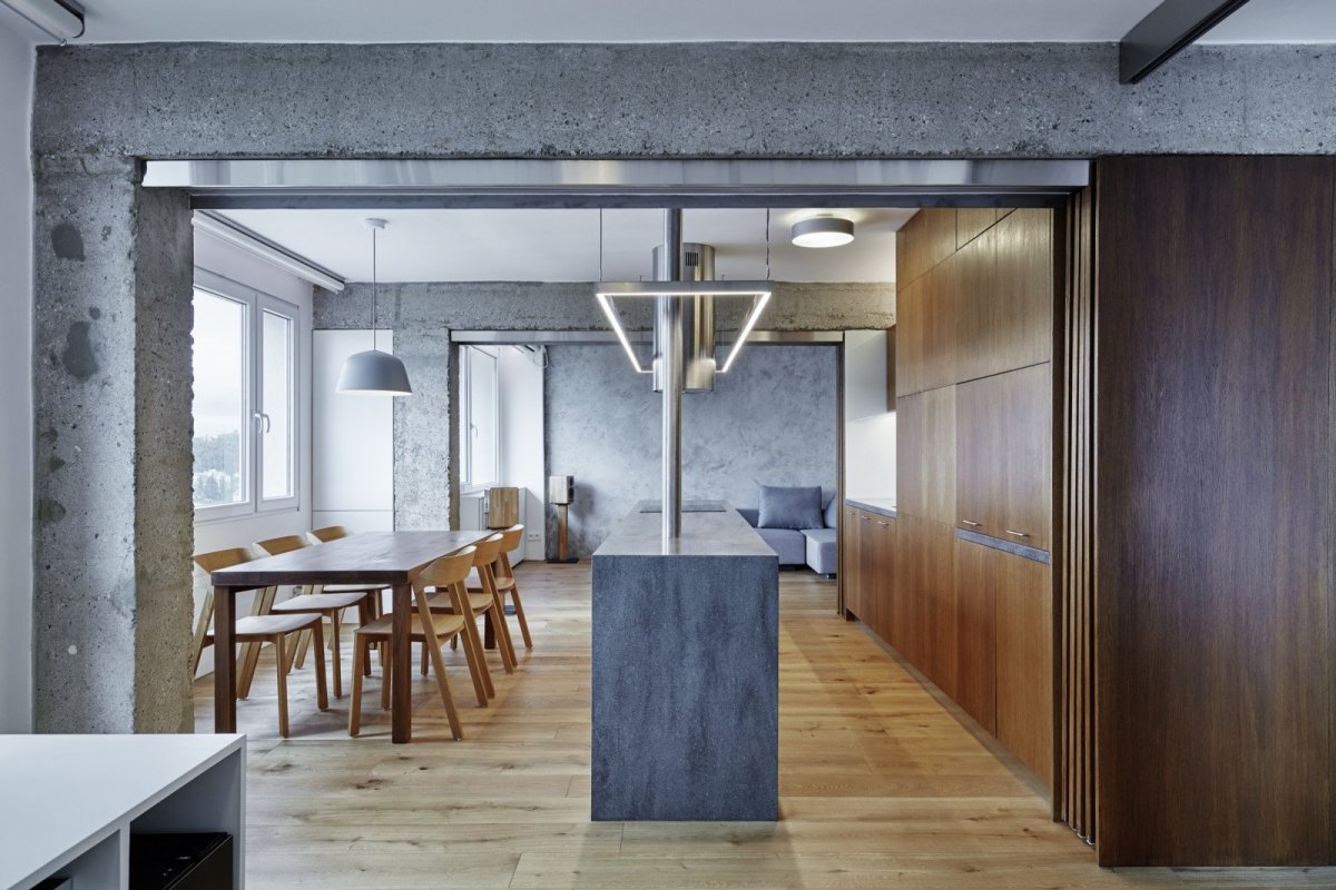 Rekonstrukce panelového bytu od studia Klára Makovcová Architects