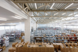 Compass Architekti, Administratívno skladový areál Sliačska – foto