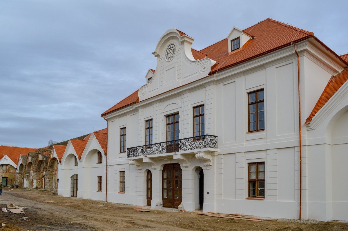 Kopčany: Reprezentativní část Hřebčína