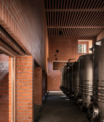 Clos Pachem Winery 1507 od studia HARQUITECTES