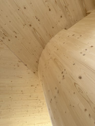 3D moduly – zaoblení tvoří 15 cm pásky z CLT