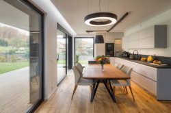 Kuchyně (Pasivní dům Moonglade od ZEO Homes)