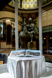 Expozice výstavy Ideální Velká/ Malá Praha, 1919/ 2019 v Galerii Lucerna.