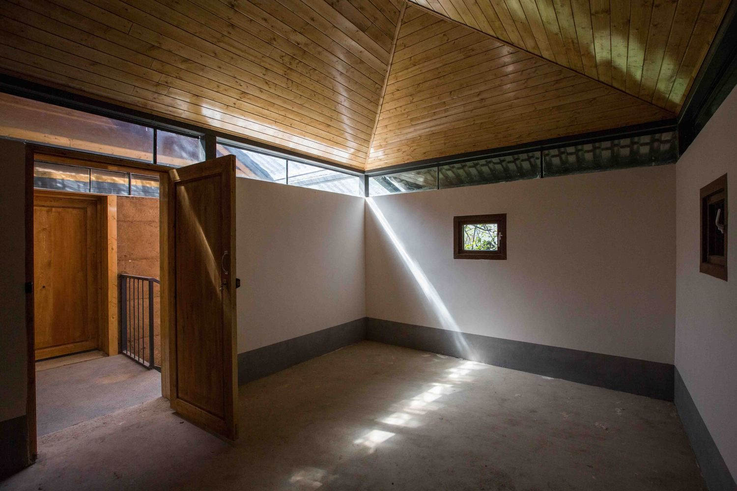 Rekonstrukce zemětřesením zničené čínské vesnice Guangming