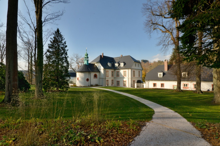 Revitalizace zámeckého areálu Návarov, M3M