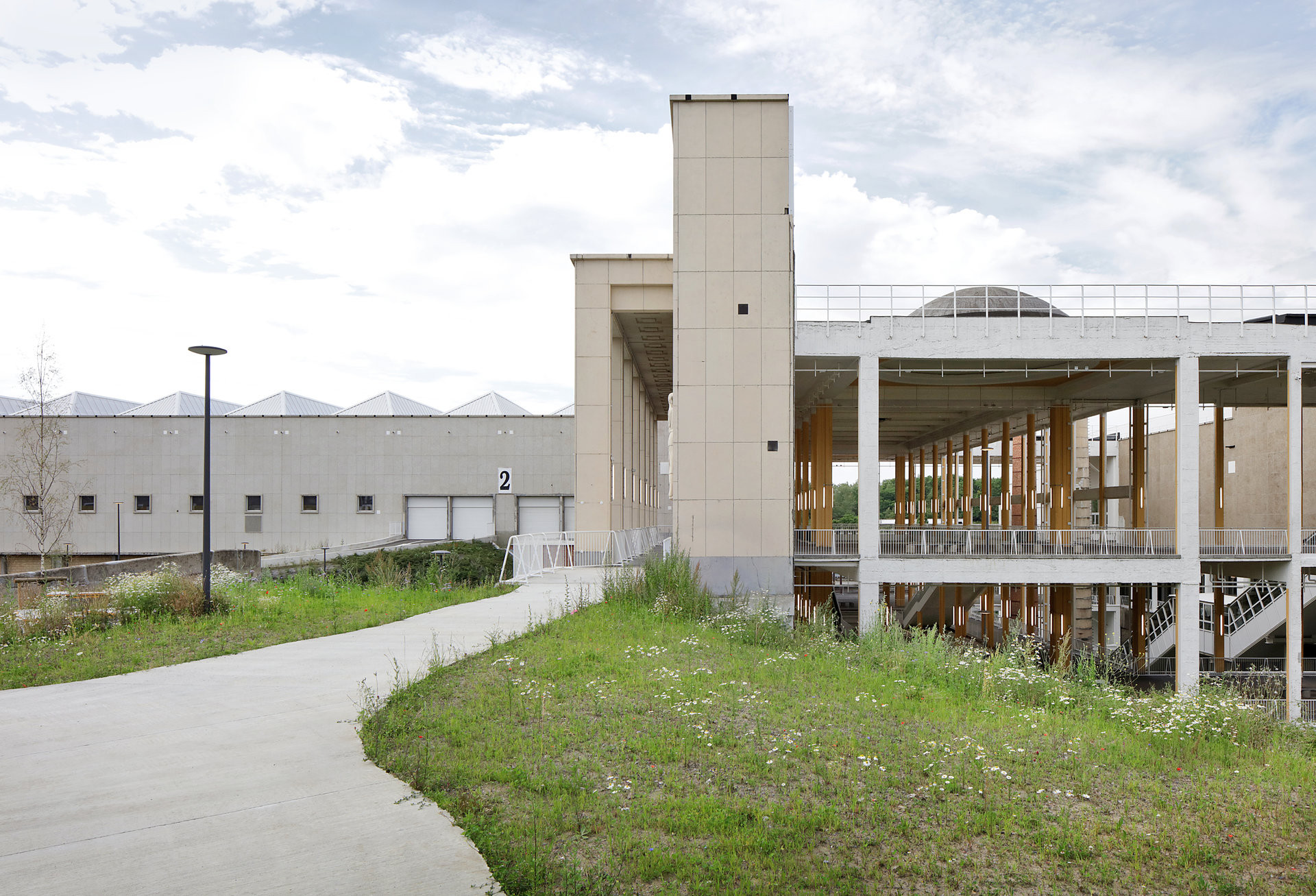 Transformace Výstavního paláce v Charleroi CHAPEX (Transformace Výstavního paláce v Charleroi CHAPEX; AgwA a architecten jan de vylder inge vinck )